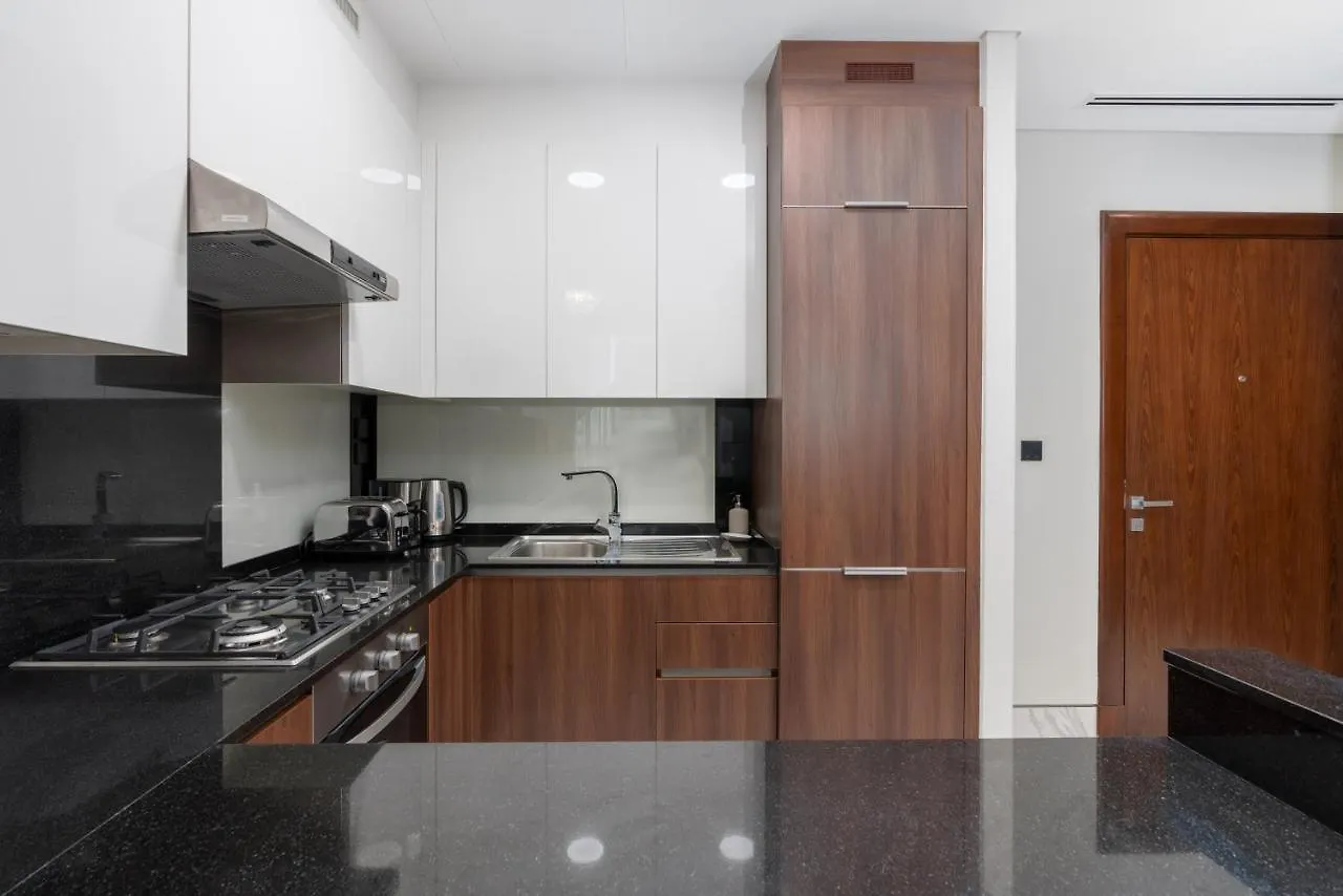 J One Tower Luxury Apartments From Estate Home Holiday Dubai