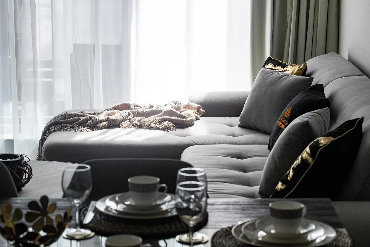 J One Tower Luxury Apartments From Estate Home Holiday Dubai