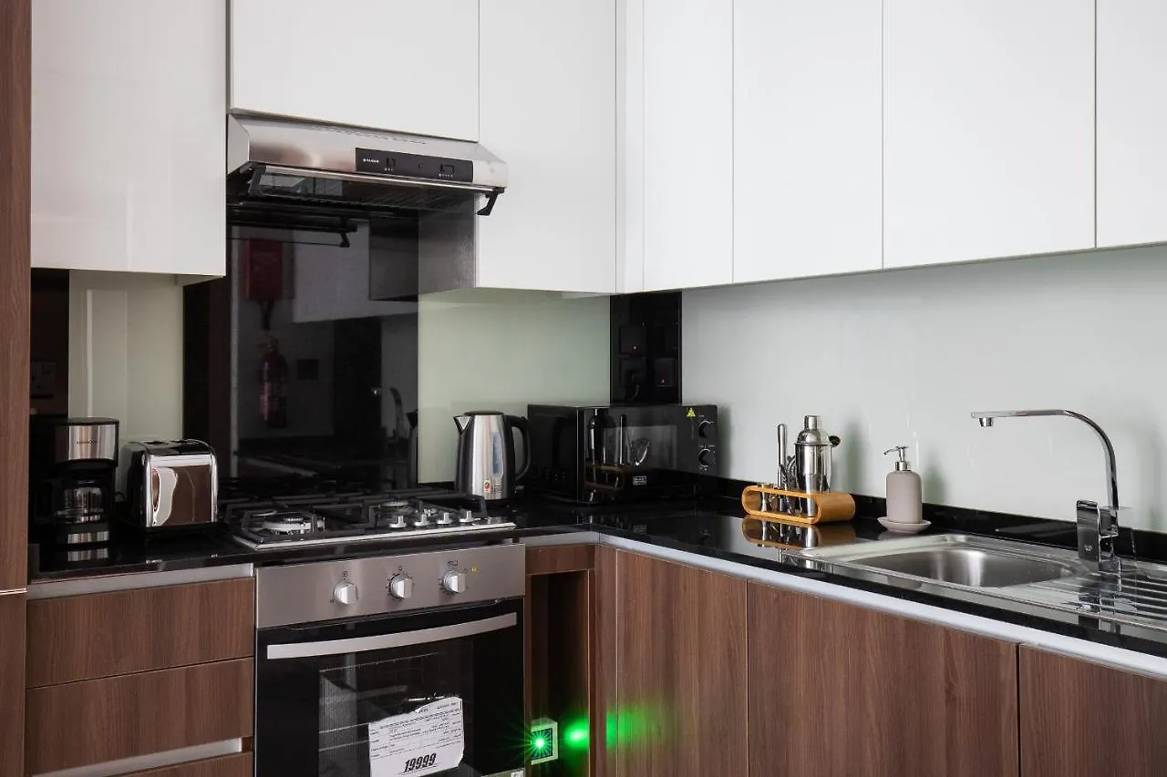 J One Tower Luxury Apartments From Estate Home Holiday Dubai
